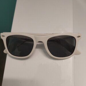 White sun glasses